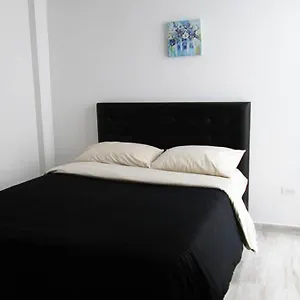 Apartaestudio Amoblado 102a Apartamento